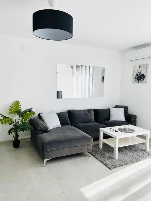 Maison 4 Personnes Avec Jacuzzi Marignane Dış mekan fotoğraf