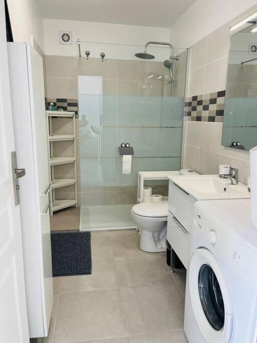 Maison 4 Personnes Avec Jacuzzi Marignane Dış mekan fotoğraf
